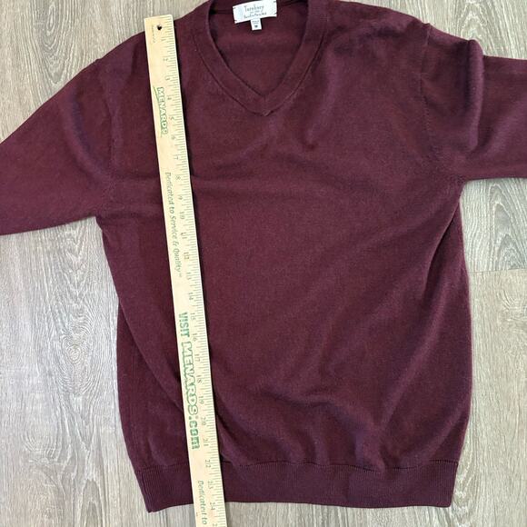 Turnbury Men’s V Neck SZ M Sweater 100% Merino Wool Burgundy Preppy Winter - Picture 5 of 10